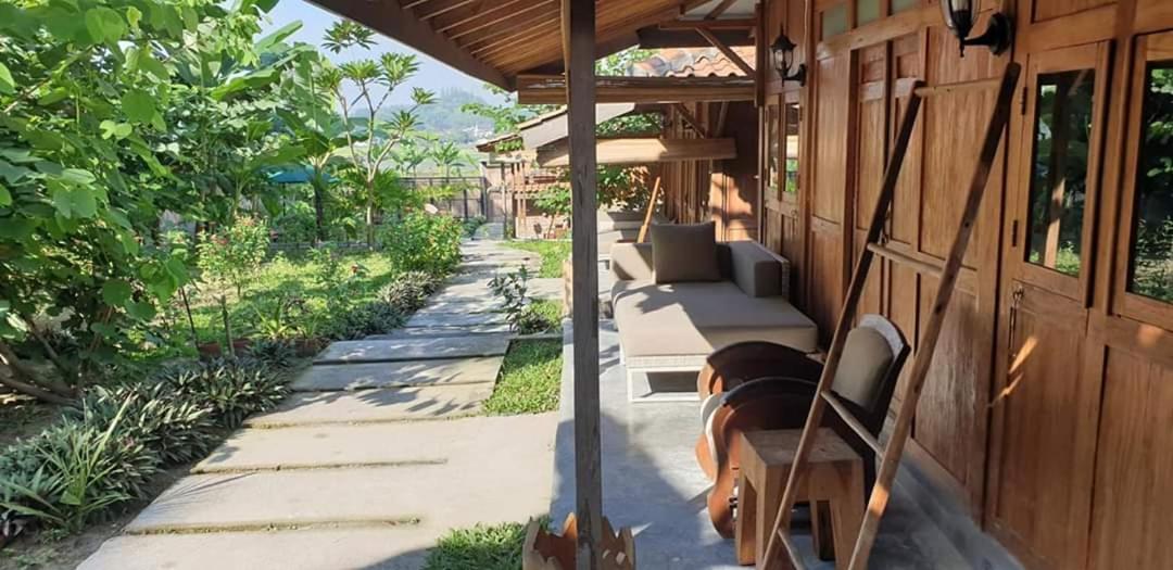 Villa Kayu Yogyakarta Extérieur photo