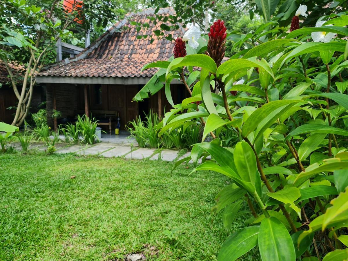 Villa Kayu Yogyakarta Extérieur photo